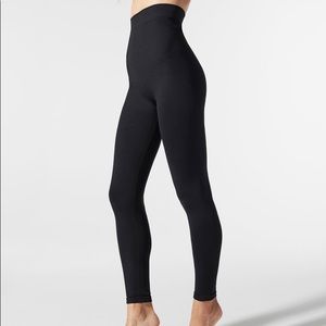 Blanqi Highwaiste maternity postpartum leggings